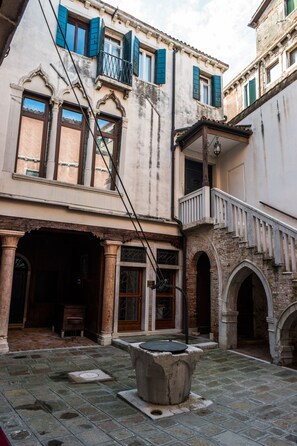 Exterior - Ca' Magno (Venice)