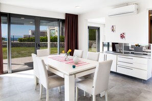 Villa | In-room dining - Important Group Villa Yahsi (Bodrum)