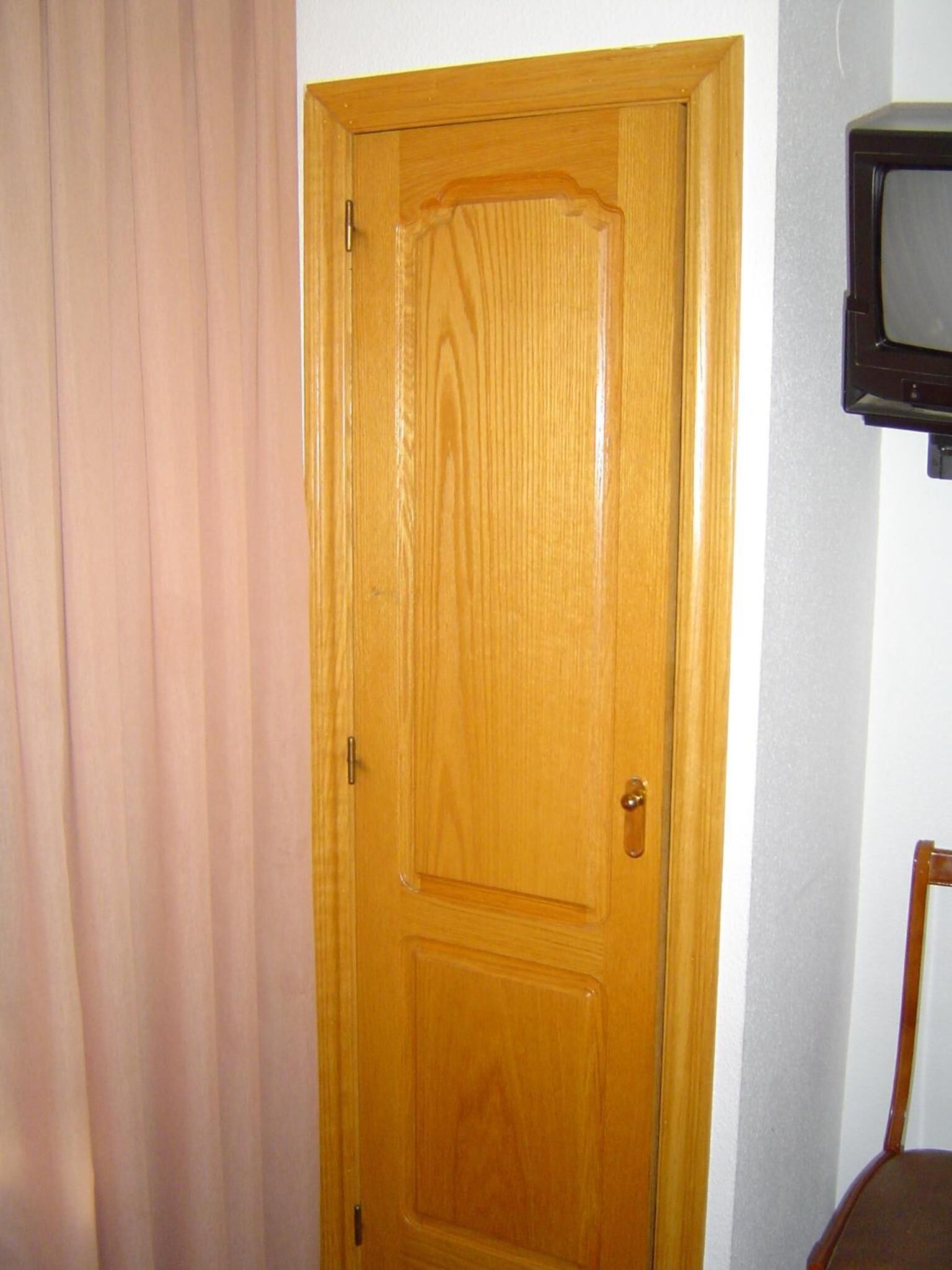 in-room safe, free cots/infant beds, free wifi, bed sheets