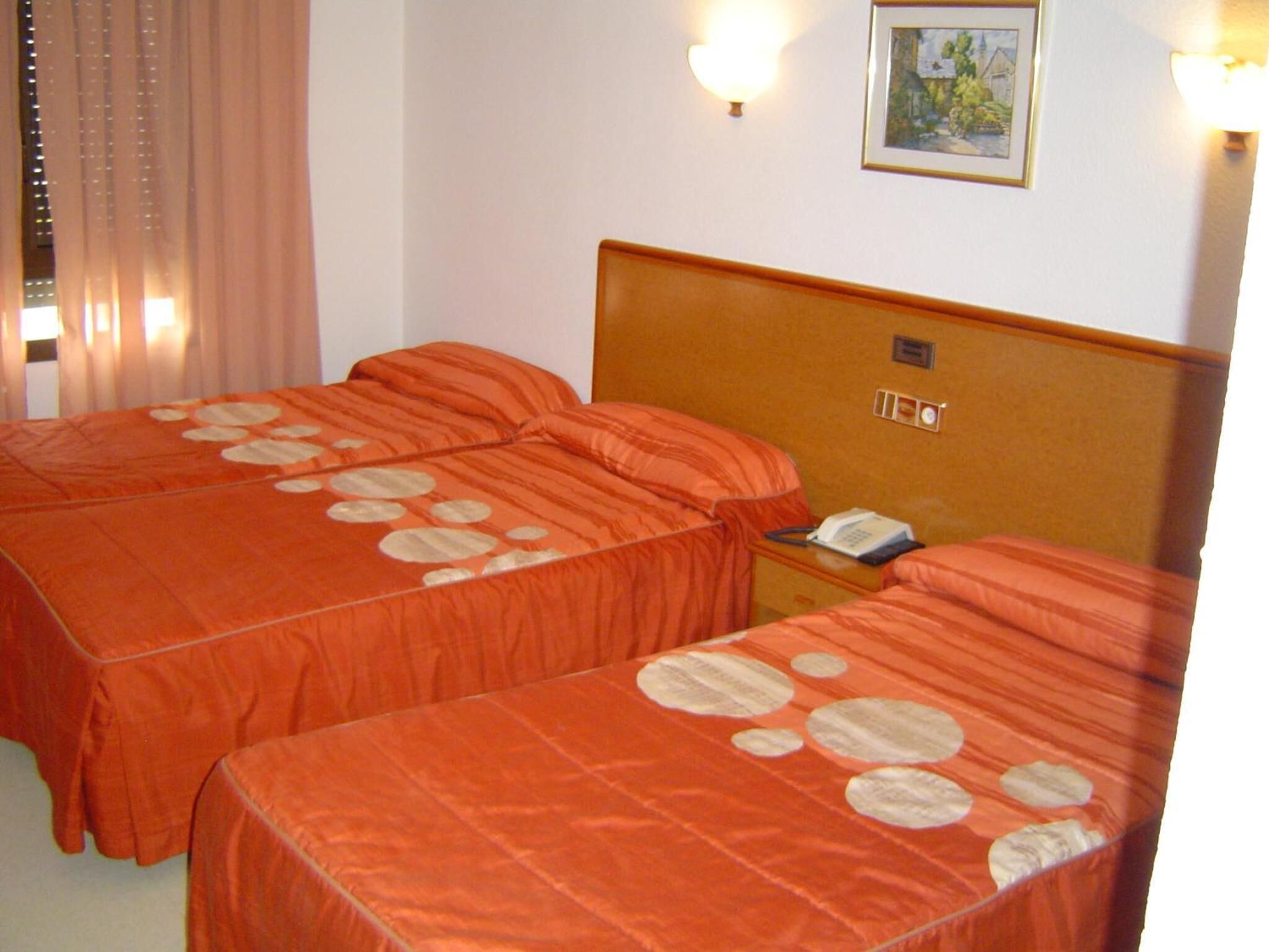 in-room safe, free cots/infant beds, free wifi, bed sheets