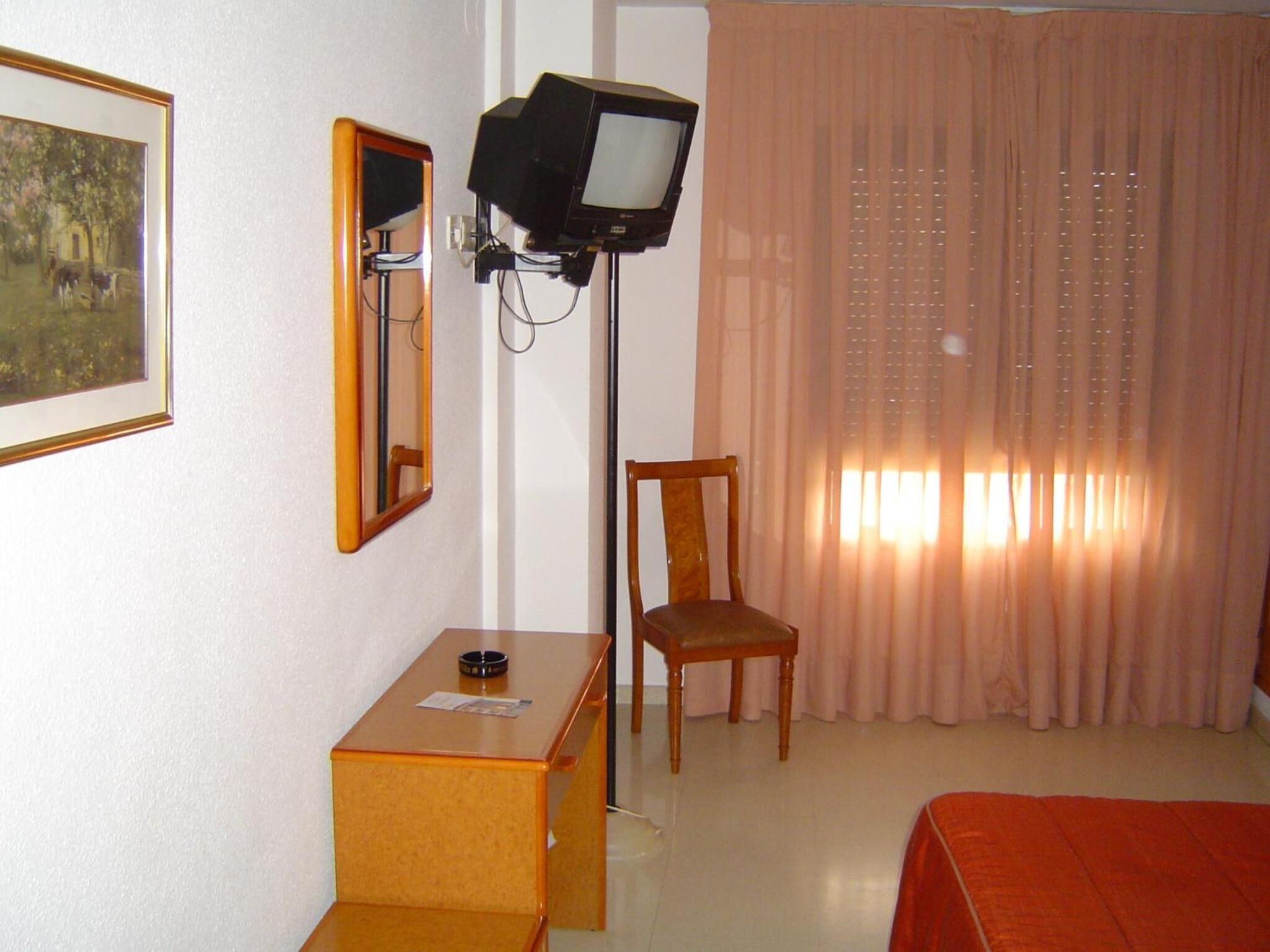 in-room safe, free cots/infant beds, free wifi, bed sheets