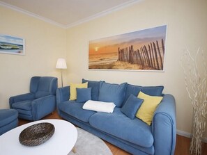 Apartment, 2Â Schlafzimmer (1.- incl. Cleaning Fee 65 EUR) | Wohnbereich | Flachbildfernseher