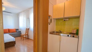 Studio, Balkon | Eigene Küche