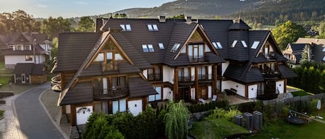 Apartment (5, ul. Skibówki 10A)