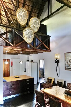 House, 3 Bedrooms | Living area