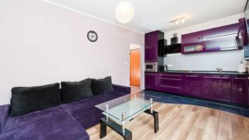 Apartment, 1 Bedroom (2 A) | 1 bedroom, laptop workspace, iron/ironing board, bed sheets