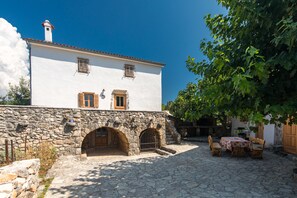 Property grounds - Villa Nadia (Dobrinj)