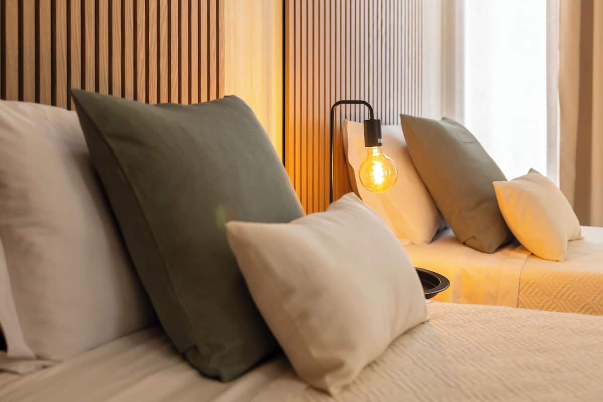 Twin Room, Shared Bathroom, City View (2) | Blackout curtains, iron/ironing board, free WiFi, bed sheets