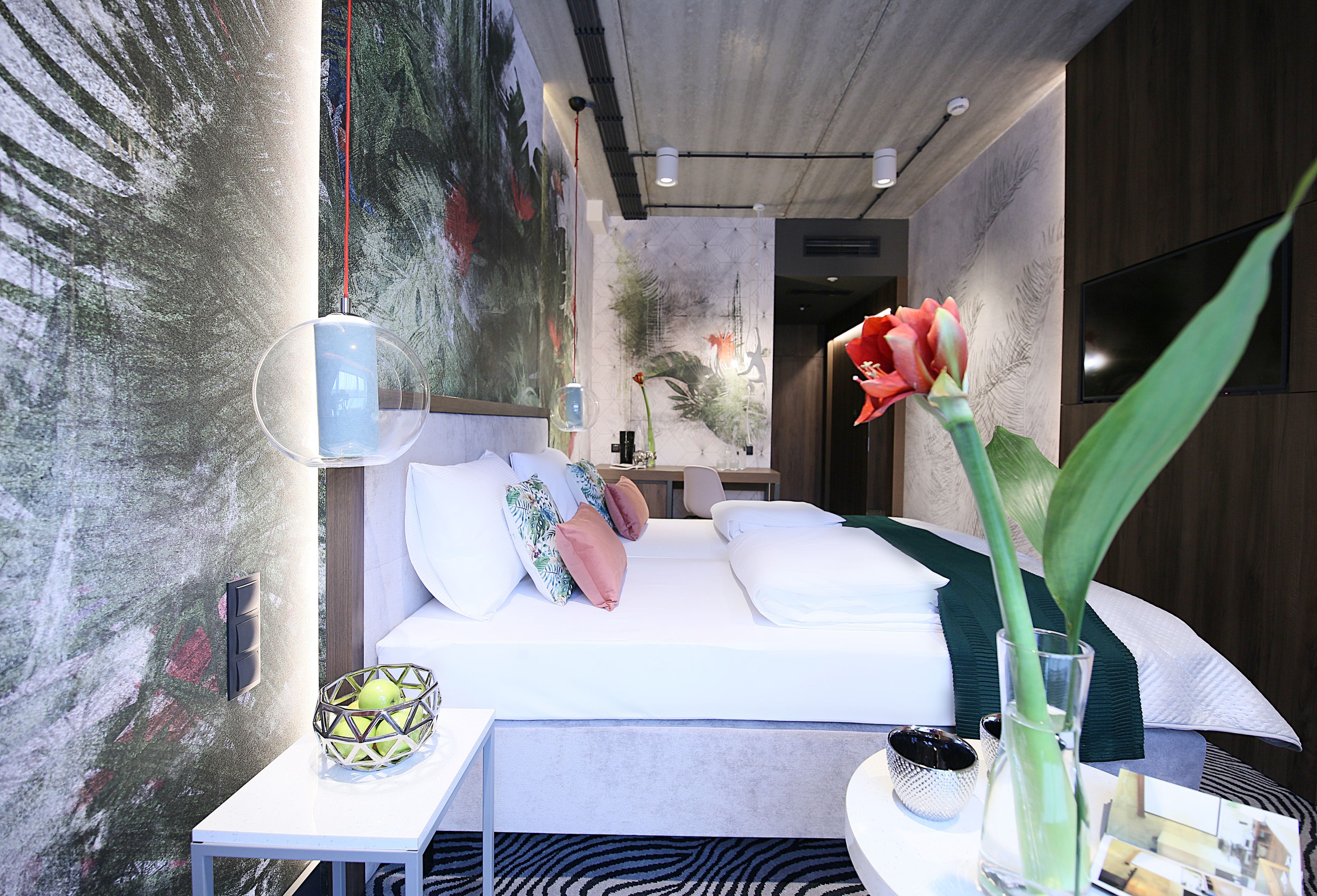 individually furnished, blackout curtains, free wifi, bed sheets