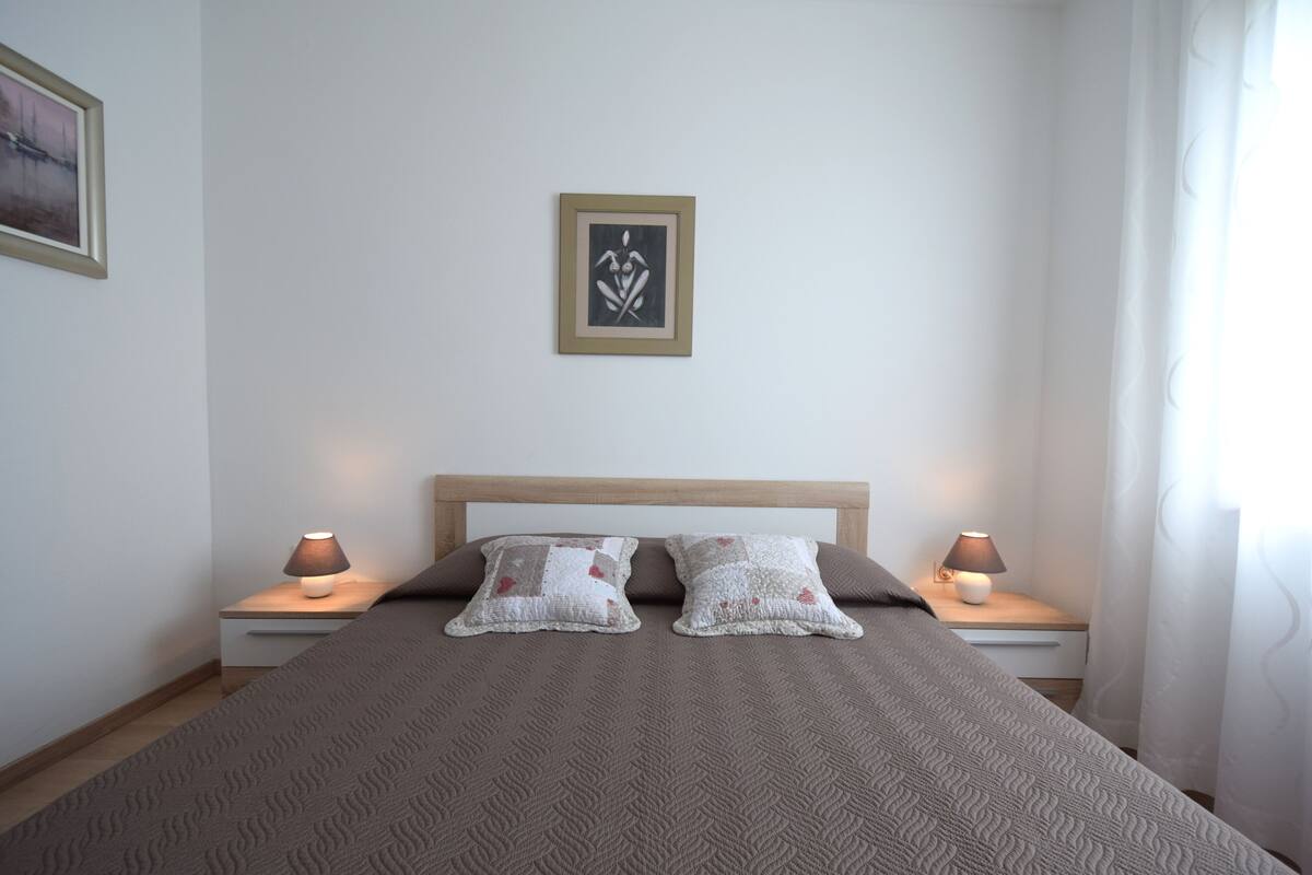 Appartamento, 1 camera da letto | Culle/letti per bambini (a pagamento), Wi-Fi gratuito, lenzuola