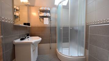 Classic-Apartment, 1 Schlafzimmer | Badezimmer