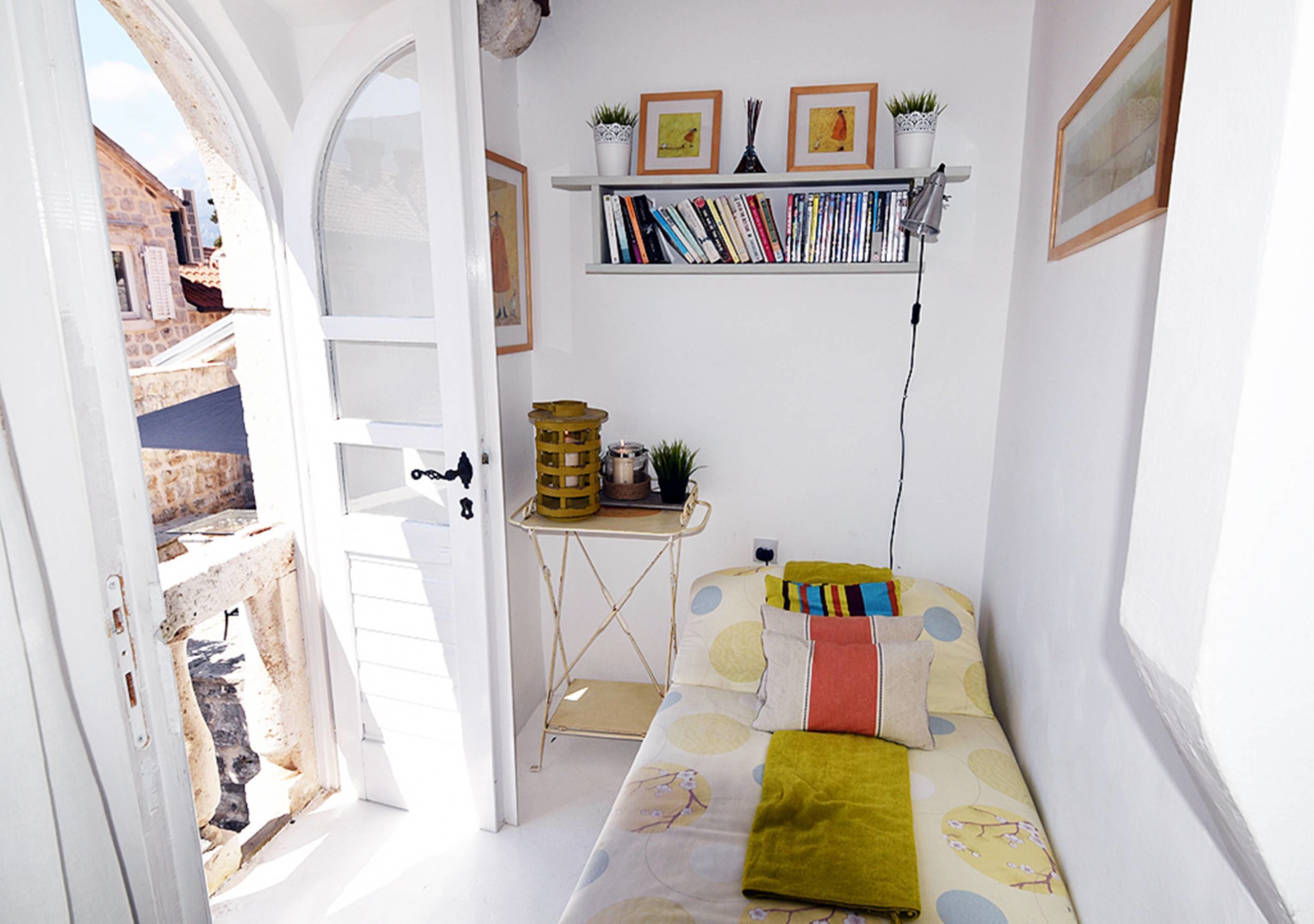 Comfort Apartment, Sea View | Desk, blackout curtains, soundproofing, iron/ironing board