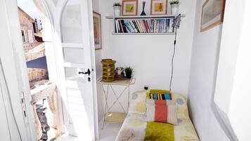 Comfort Apartment, Sea View | Desk, blackout curtains, soundproofing, iron/ironing board