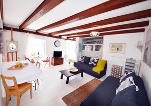 Appartement Confort, vue mer | Salle de séjour