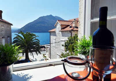 Villa Perast