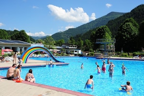 Outdoor pool - Hotel Restaurant Pension Krone Post (Simonswald)