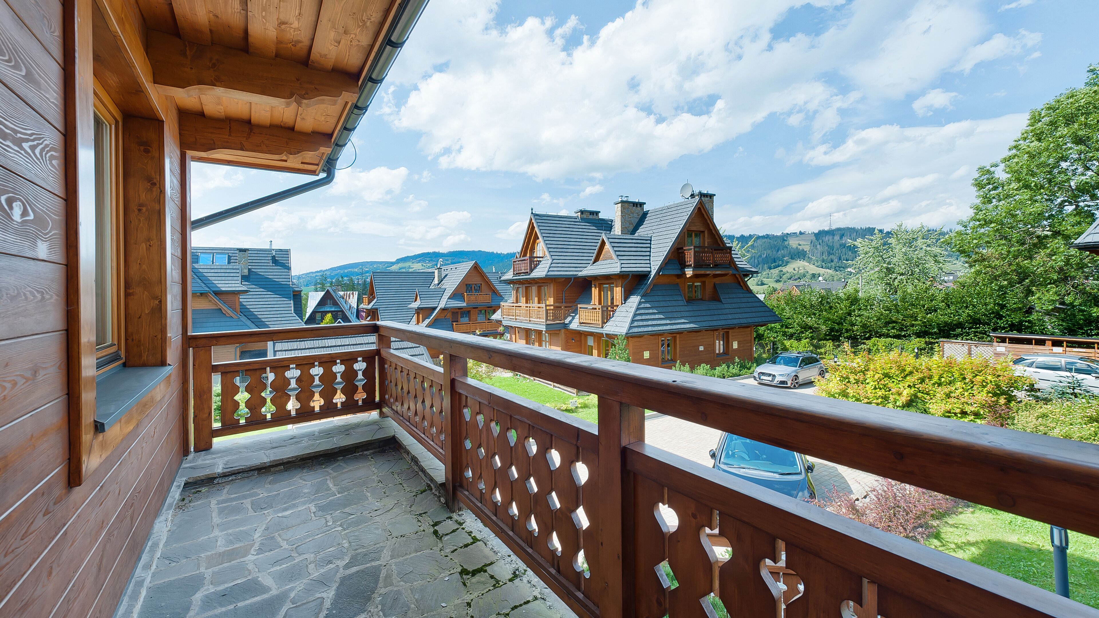 Apartment (J1) | Balcony