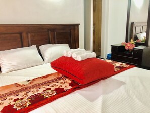 Room, Multiple Beds, Non Smoking | View from room