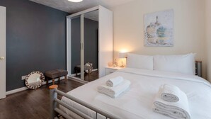 House (4 Bedrooms) | 4 bilik tidur, peralatan tempat tidur premium 
