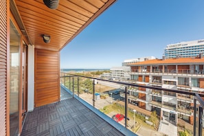 Huoneisto (UG 637) | Terassi/patio