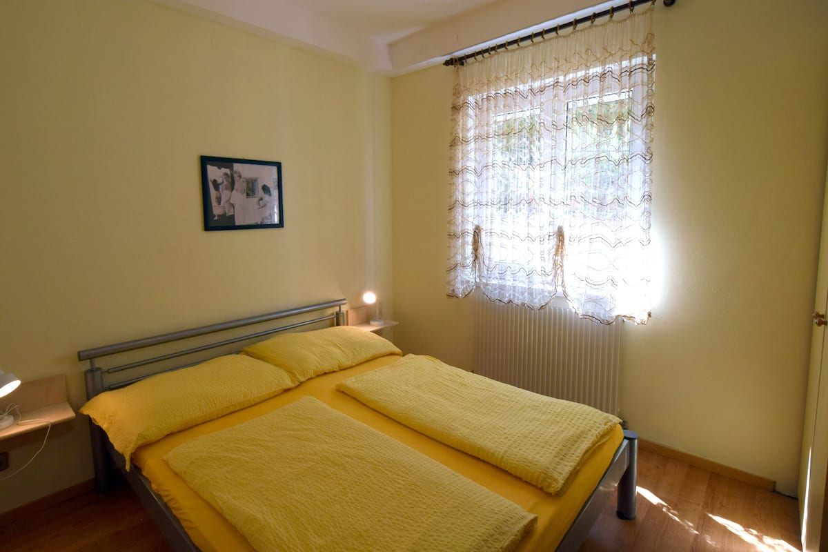 Appartement | Een bureau, babybedden (toeslag), gratis wifi, beddengoed