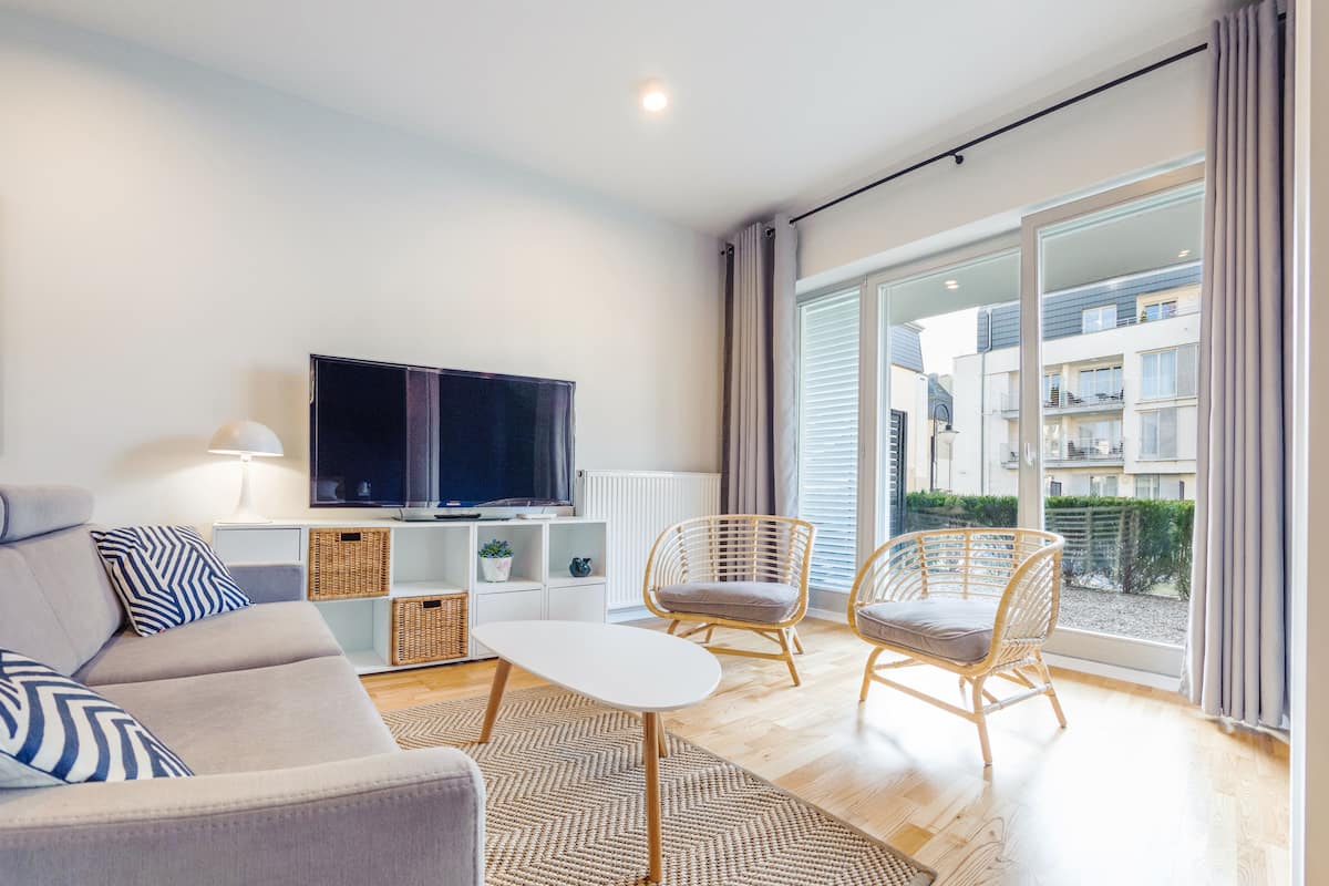 Apartamento (404 Deluxe) | 1 quarto, ferros/tábuas de passar roupa, roupa de cama