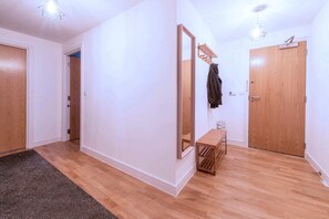 Apartment (2 Bedrooms)