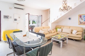 Televisión de pantalla plana