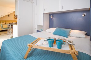 Apartment, 4 Schlafzimmer | 4 Schlafzimmer, Schreibtisch, kostenloses WLAN, Bettwäsche