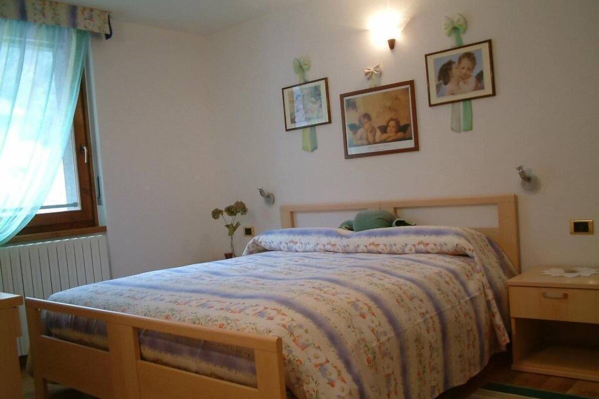 Habitación doble de uso individual, 1 cama Queen size, vista a la montaña | Wifi gratis
