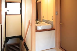 1 habitación, wifi gratis y ropa de cama