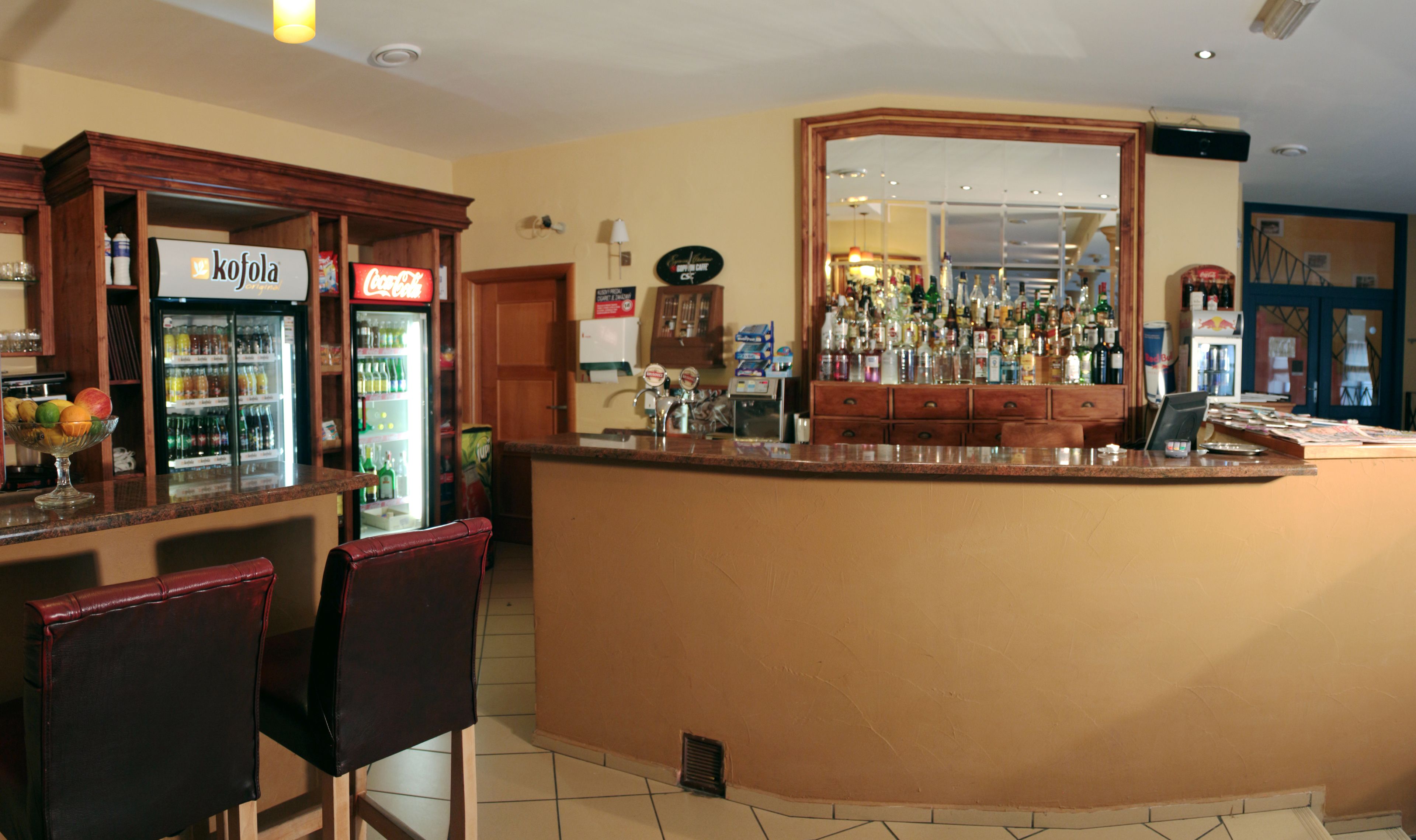 Bar (di hartanah)