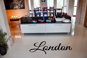 Villa Majestueuse, non-fumeurs | Fer et planche à repasser, Wi-Fi gratuit