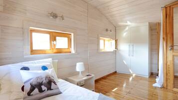 Chalet | 3 Schlafzimmer, individuell dekoriert, individuell eingerichtet
