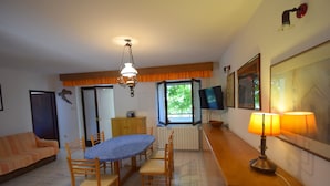 Living area - House Nikola (Malinska-Dubasnica)