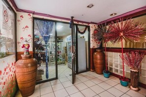 1 bedroom, desk, free WiFi, bed sheets