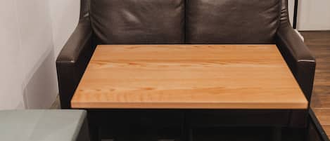 Suíte estúdio luxo | Wi-Fi de cortesia, roupa de cama