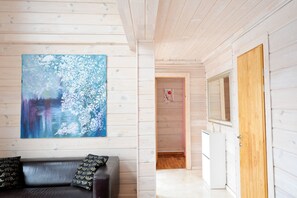 Deluxe Villa, 3 Bedrooms, Sauna | 3 bedrooms, iron/ironing board, free cots/infant beds, free WiFi - Venice (Ershov)