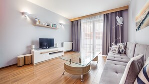 Televisión de pantalla plana, reproductor de DVD