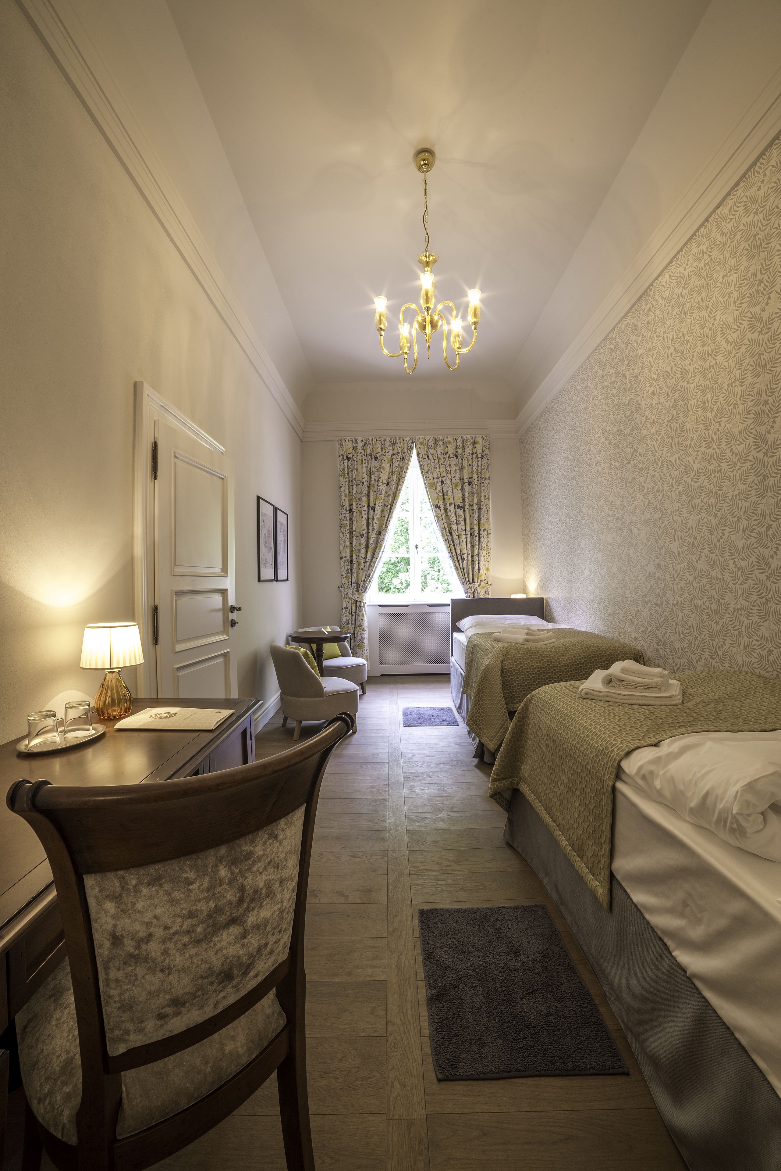 family suite | children’s theme room