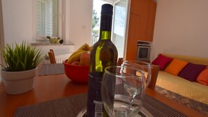 Apartment, 1 Bedroom, Sea View (557) - Apartments Julia (Dobrinj)