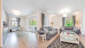 Apartamento (302 H) | 1 dormitorio, tabla de planchar con plancha, wifi gratis y ropa de cama