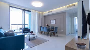 Apartamento presidencial, 2 habitaciones, vistas a la ciudad | Zona de estar