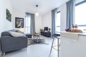 Classic Apartment, 1 Bedroom | Living area