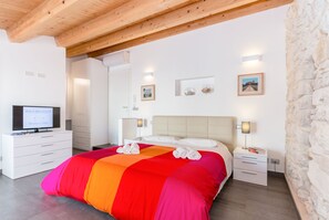 Superior Room | Egyptian cotton sheets, premium bedding, down comforters - B&B Bianco e Blu (Ragusa)