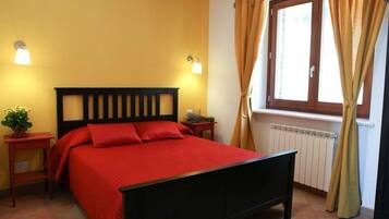 Kahden hengen huone | Työpöytä, ilmaiset vauvansängyt, lisävuoteet, ilmainen Wi-Fi