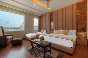 Ropa de cama de alta calidad y tabla de planchar con plancha 