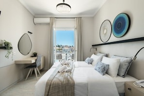 Chambre Double ou avec lits jumeaux, vue partielle sur la mer