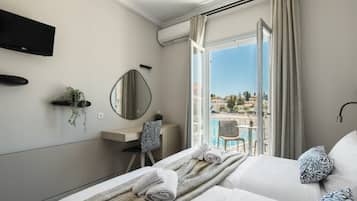 Double/Twin Room With Partial Sea View | In-room safe, desk, blackout curtains, soundproofing