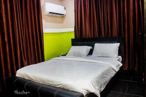 Minibar, décoration personnalisée, ameublement personnalisé, bureau